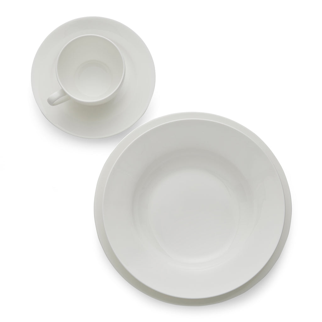 Royal Worcester Serendipity 20 Piece Set 4 x 27cm/10.5" Plate, 4 x 20cm/8" Plate, 4 x 23.5cm/9.25" Soup Plate, 4 x Teacup & Saucer Boxed Set