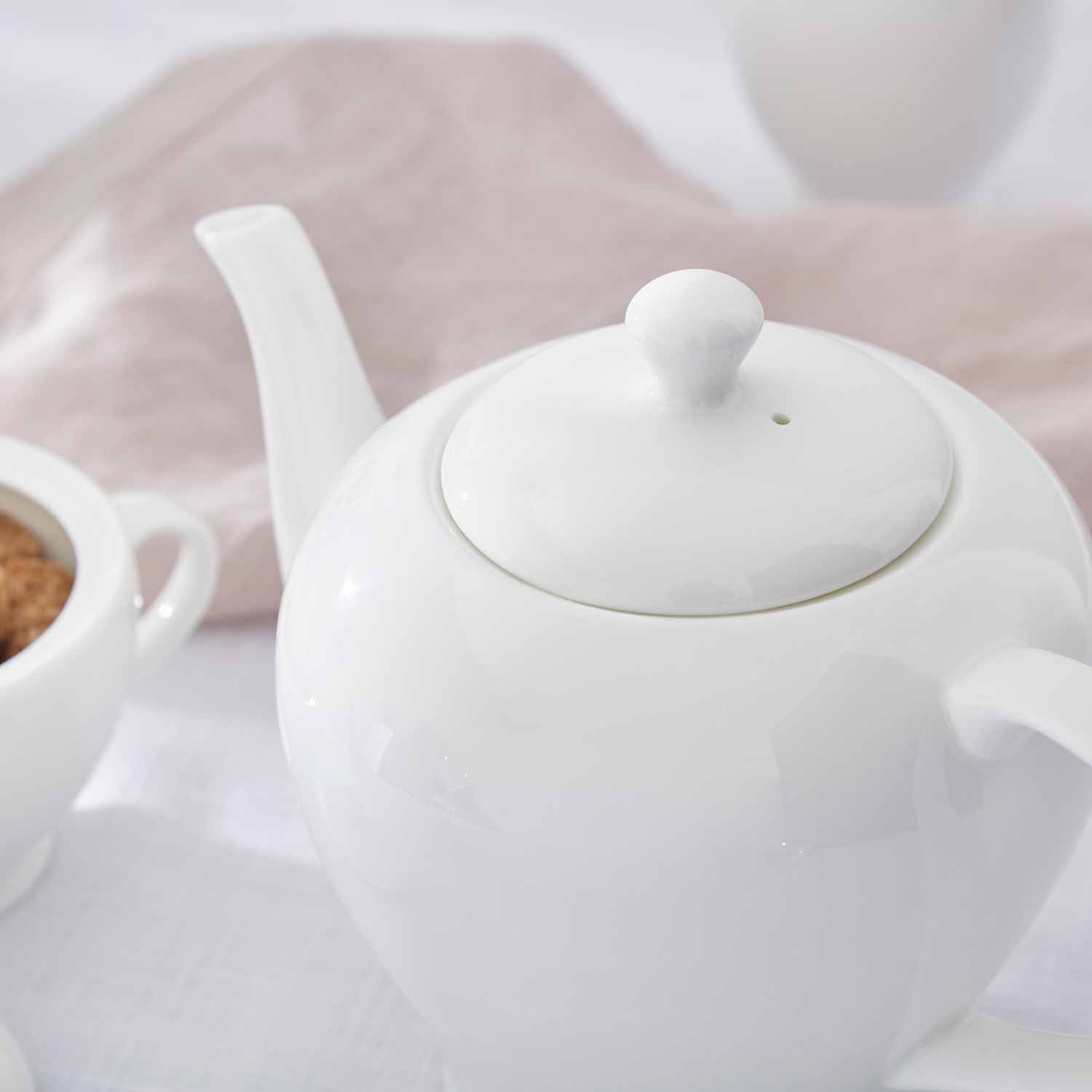 Royal Worcester Serendipity Teapot 1.1L Single