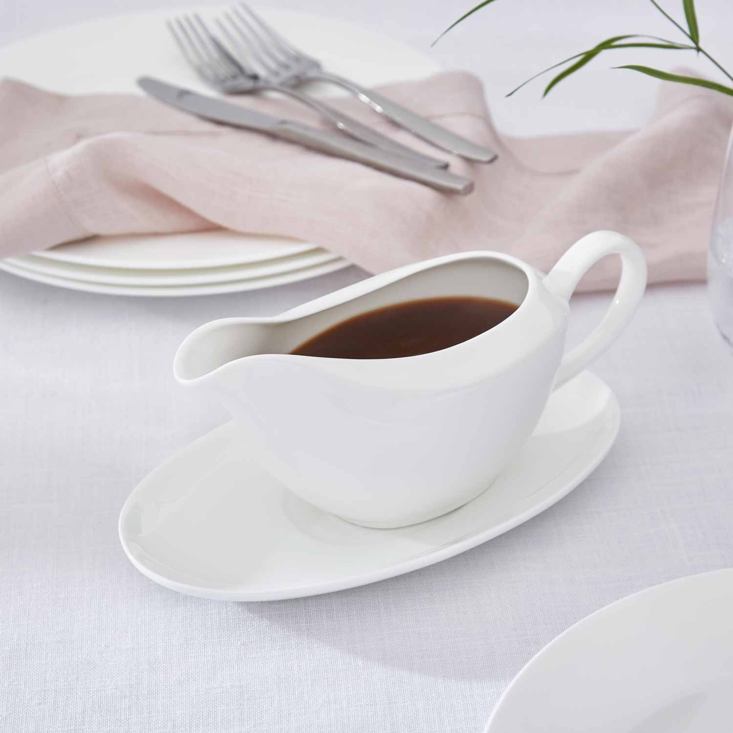 Royal Worcester Serendipity Gravy Boat and Stand 0.34L Boxed Set