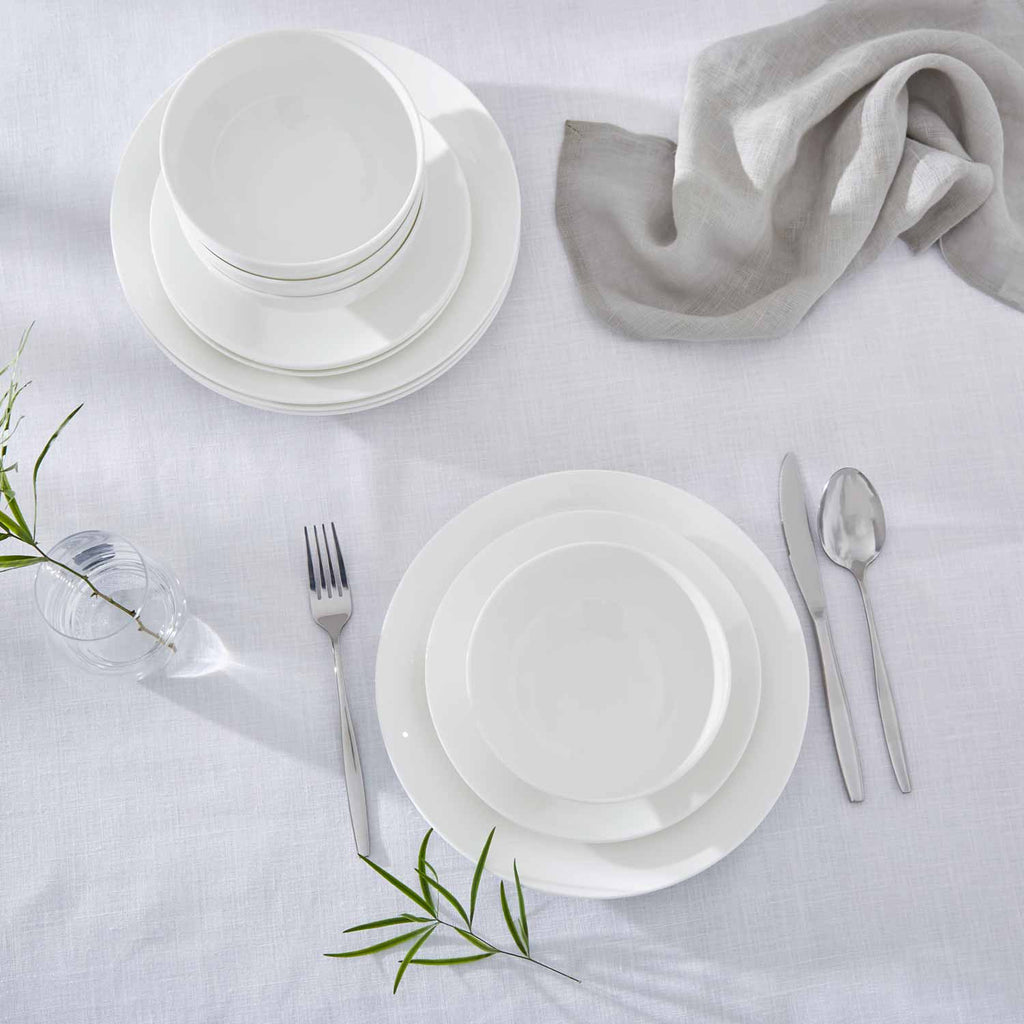 Royal Worcester Serendipity 12 Piece Set Plate 27cm/10.5", Plate 20cm/8", Cereal Bowl 15cm/6" Boxed Set