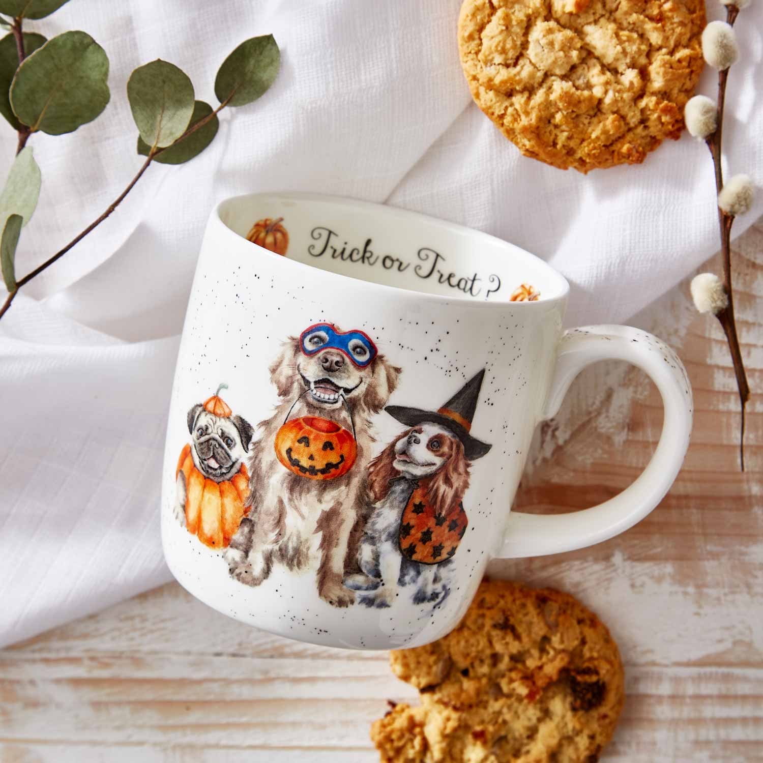 Mug - Halloween Trick or Treat (Dogs) 
**REINTRODUCTION** 0.40L Set of 4