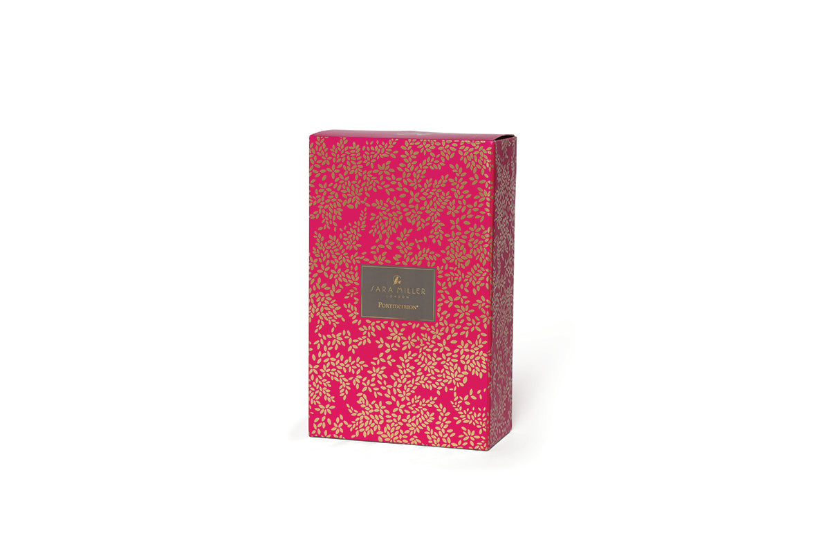 Sara Miller London Artisanne Noir Collection Oil & Vinegar Oil - H 17.6cm / 290ml
Vinegar - H 15.5cm / 230ml Boxed Set