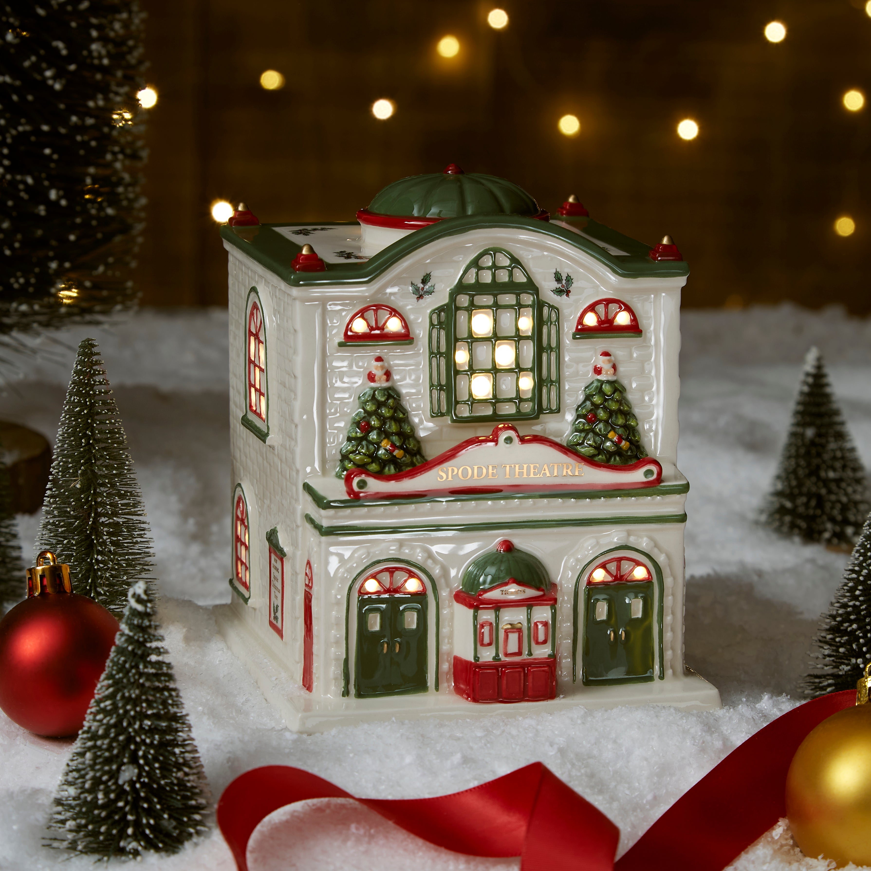 Christmas Tree LED Illuminated Grand Theatre