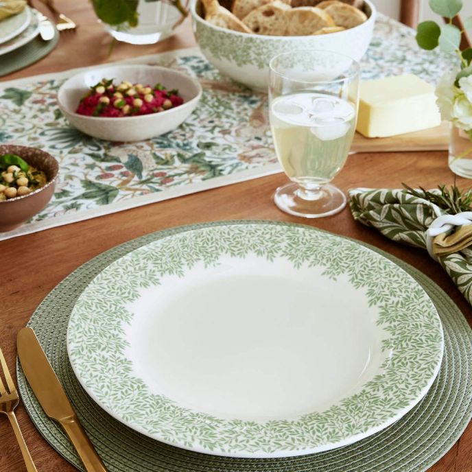 Morris & Co. Standen Dinner Plates