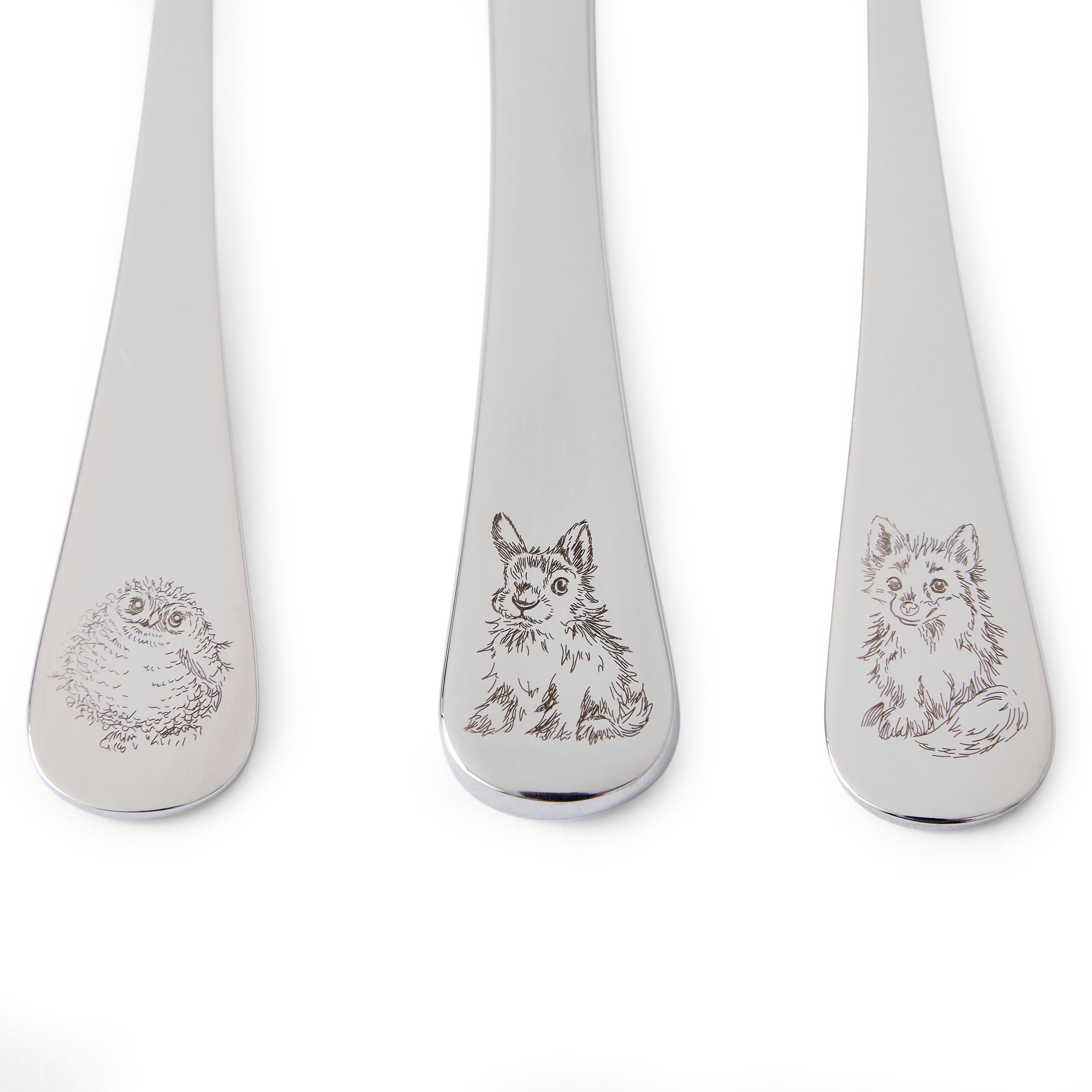 Royal Worcester Wrendale Designs 3 Piece Cutlery Set Fork: 16.3 cm
Spoon: 16.3cm
Knife: 18.6cm Boxed Set