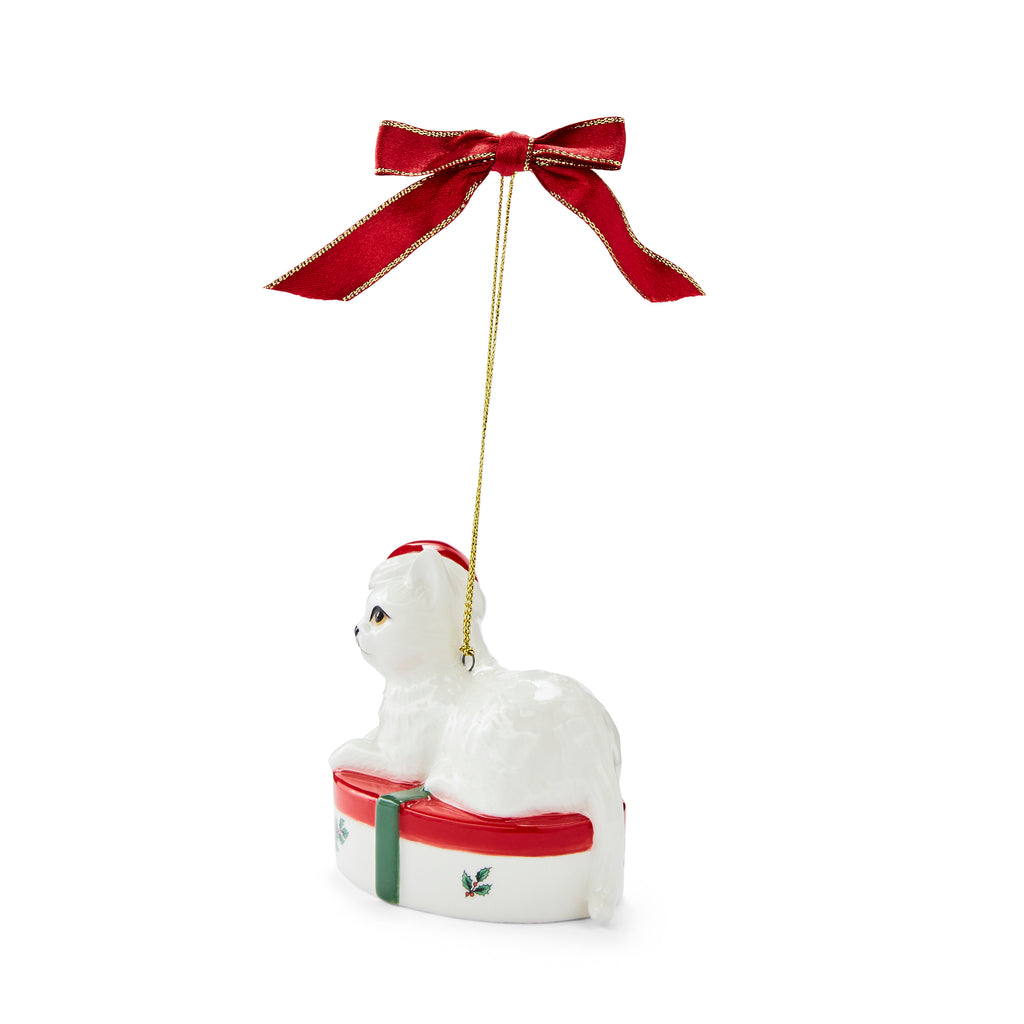 Giftbox Kitten Ornament