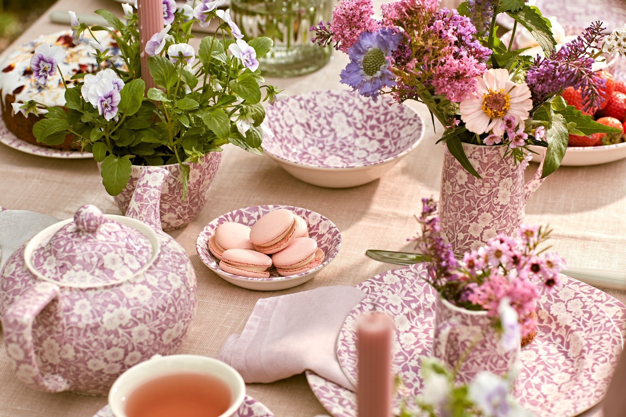 Burleigh Blossom Calico Large Teapot 7 Cups 800ml/1.5pt