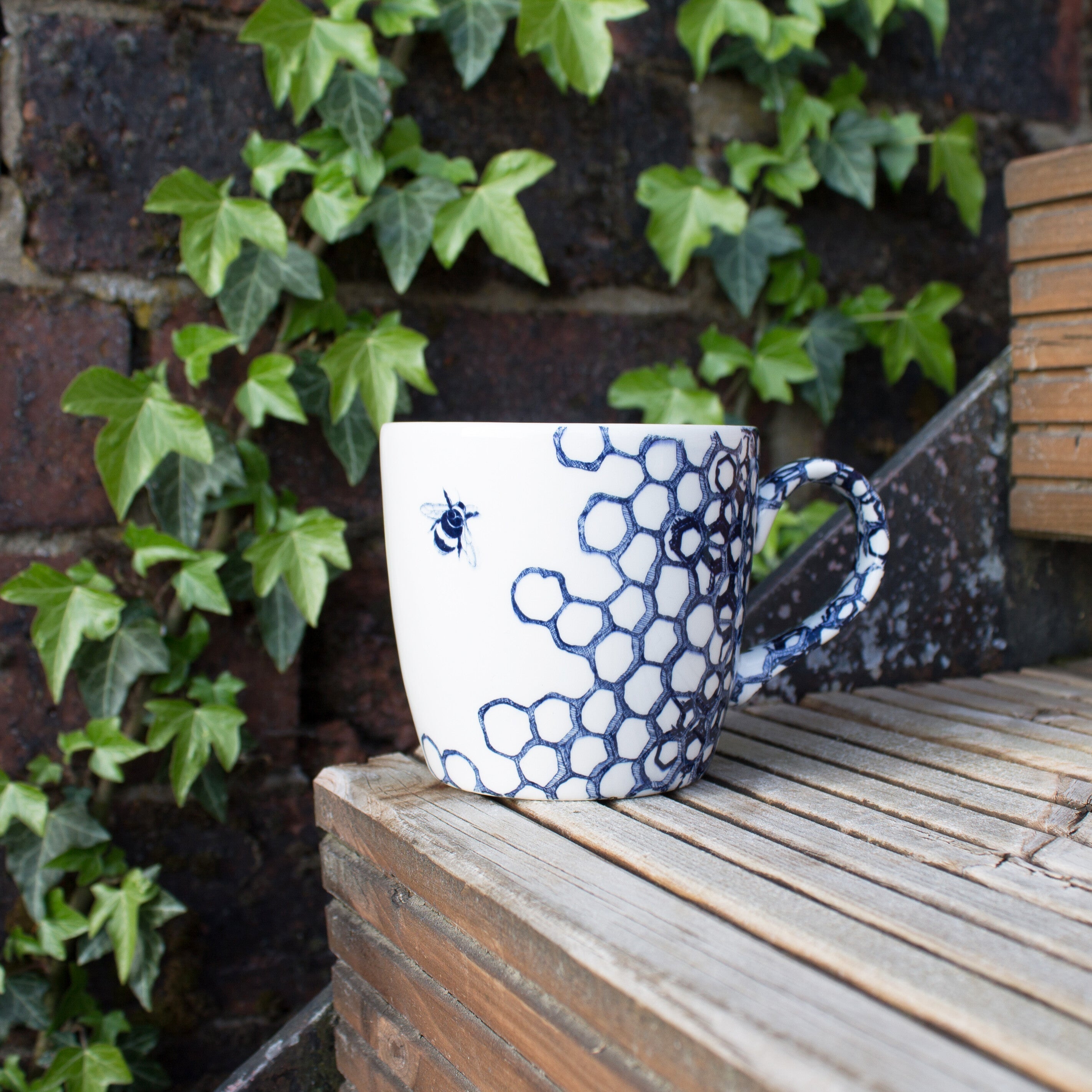 Burleigh Ink Blue Pollen Osbourne Mug 300ml