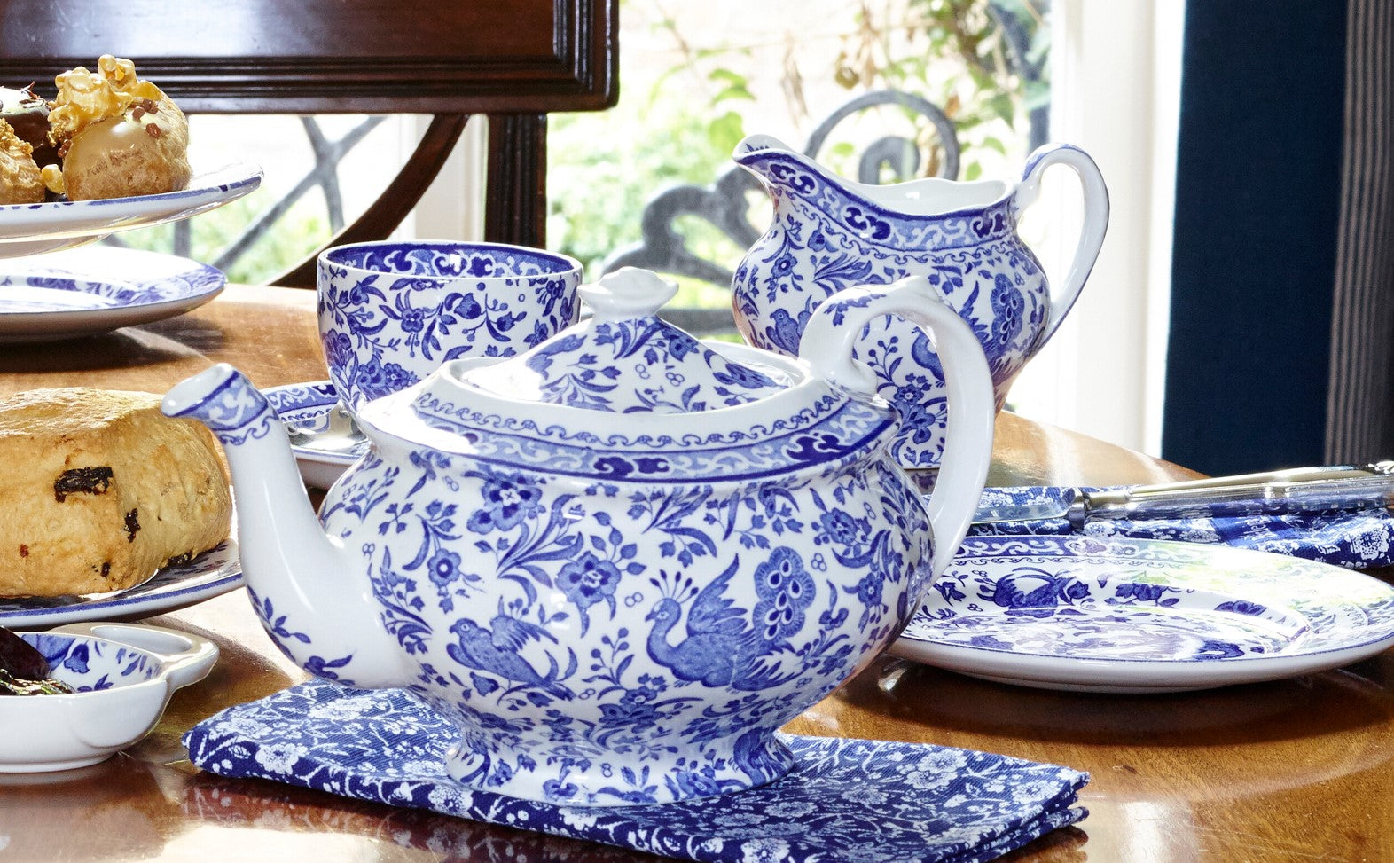 Burleigh Blue Regal Peacock Teapot 500ml Gift Box