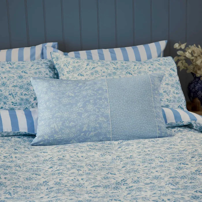 Burleigh x Bedeck of Belfast Arden Bedding in Light Blue