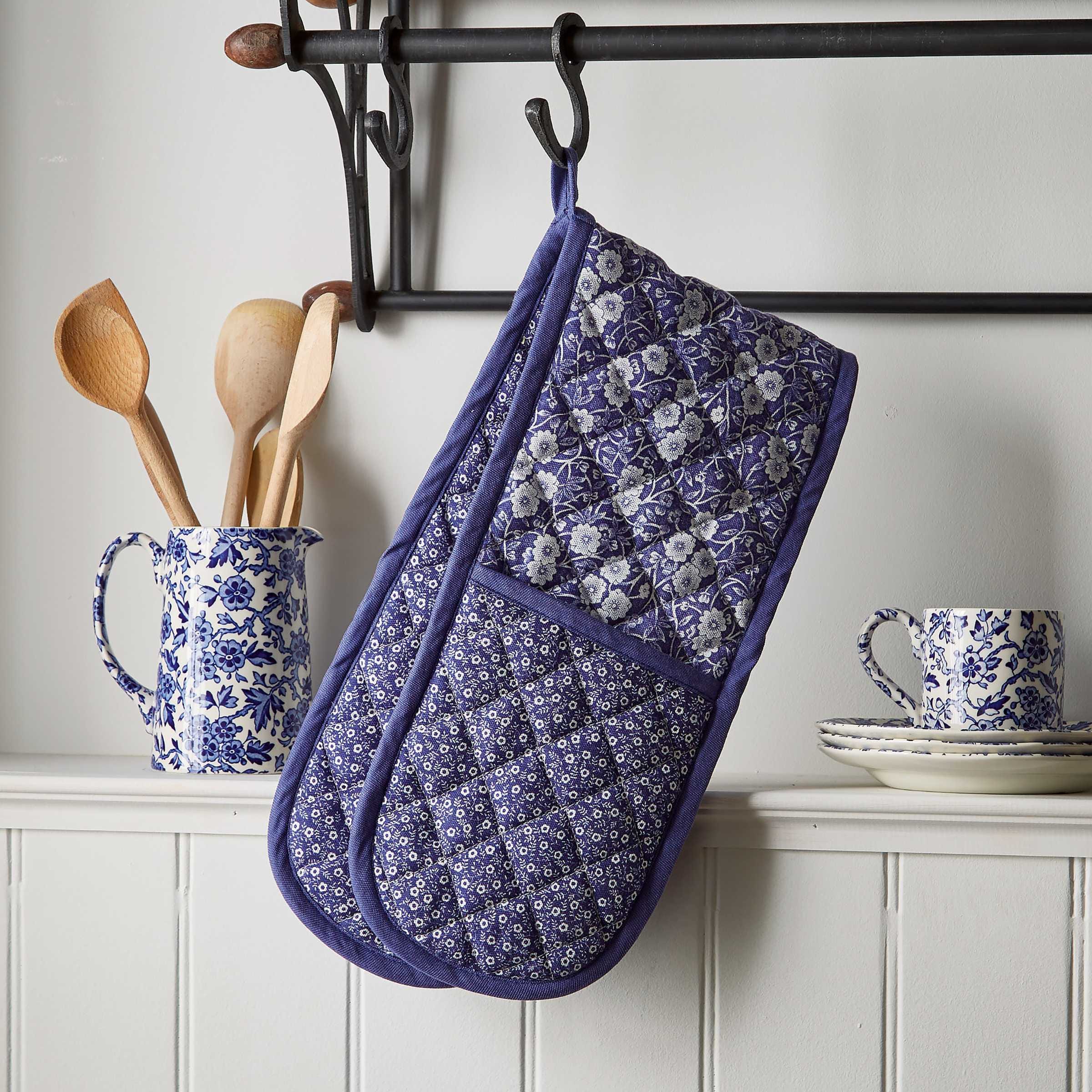 Burleigh x Bedeck of Belfast Calico Double Oven Gloves, Blue
