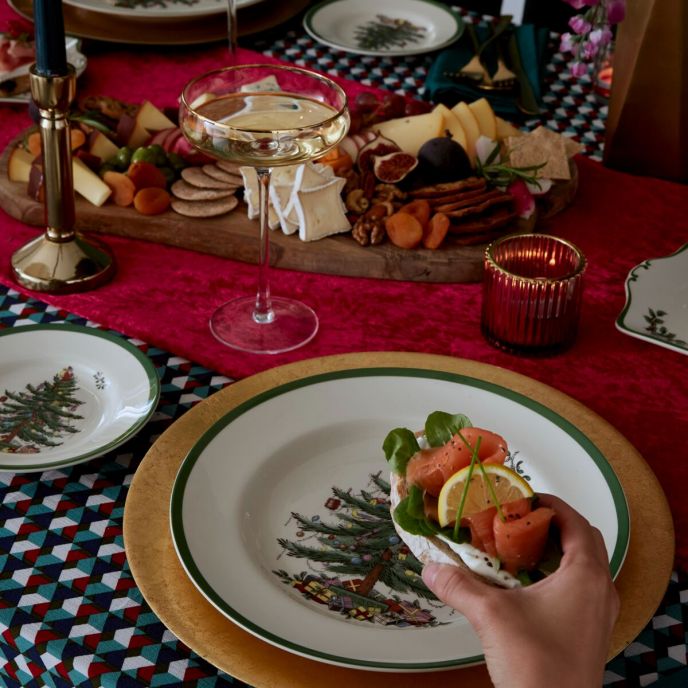 Christmas Tree Dinner Plate 27.5cm
